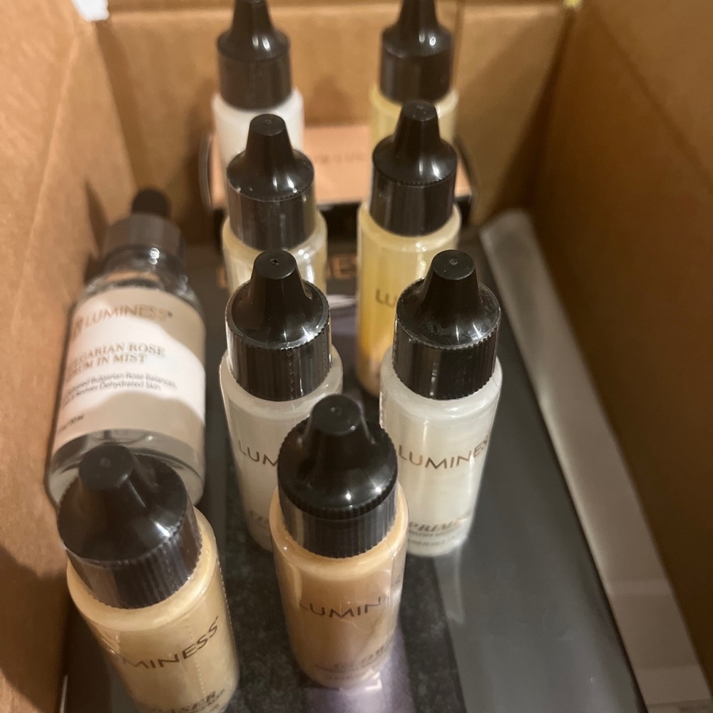 Luminess duo breeze unopened with makeup